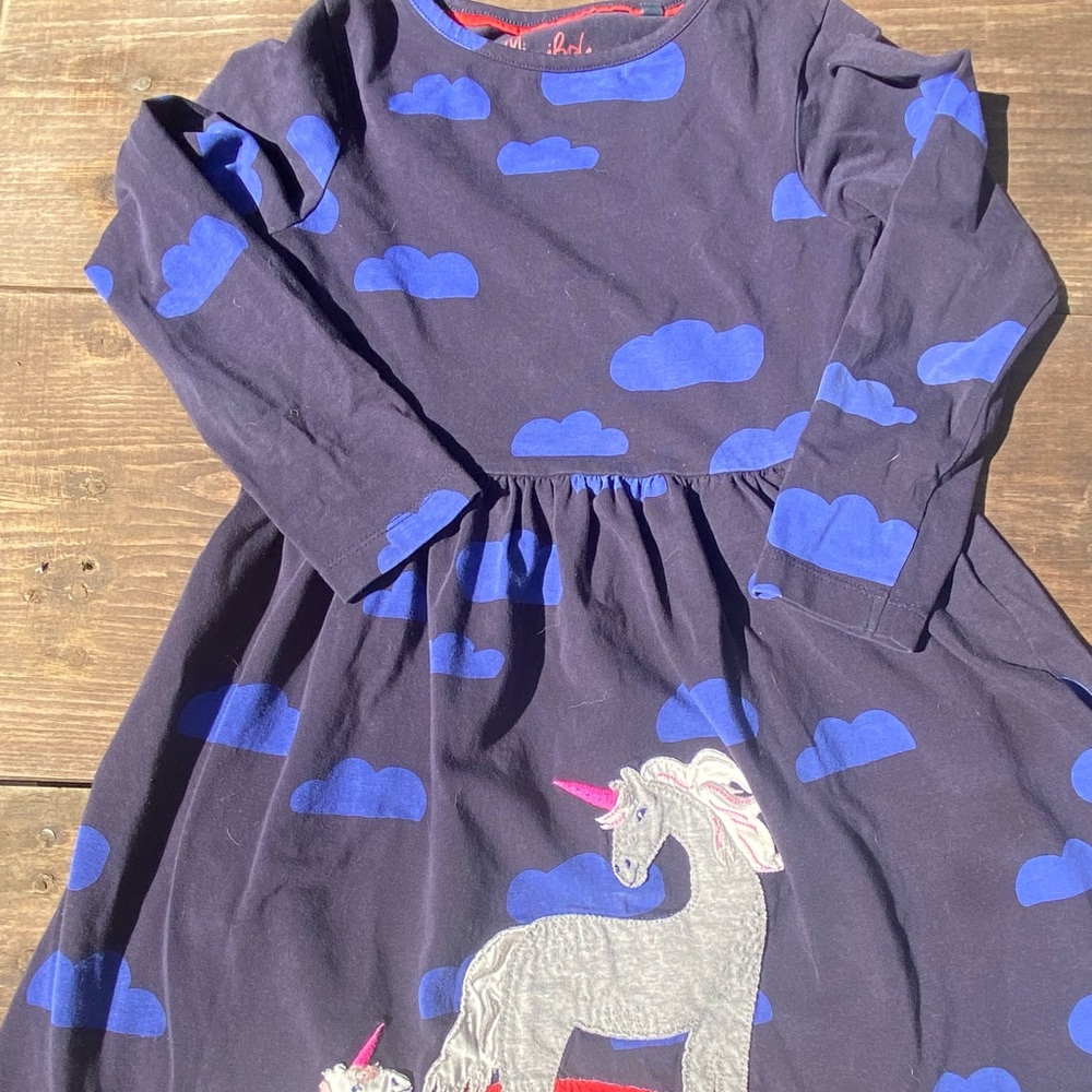 Mini Boden Appliqué Dress girls size 6-7.